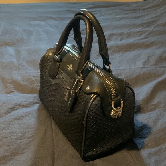 Top handle Coach bag (Used twice in great condition) - Picture 3 of 4